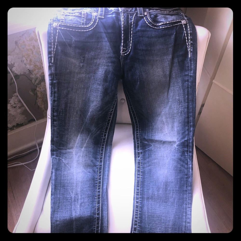 Miss Me boyfriend Capri. Size 27